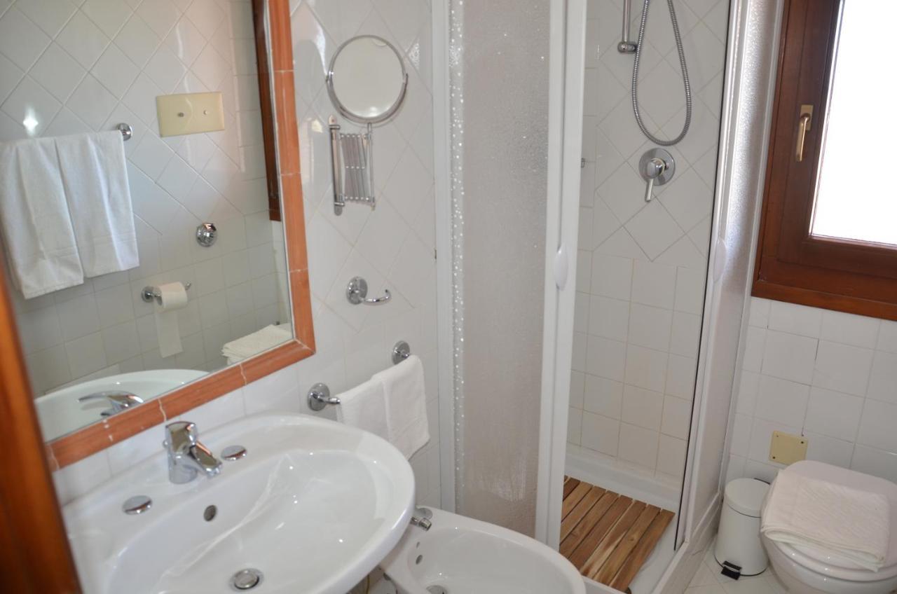 Appartement La Dimora Delle Begonie à Cefalù Extérieur photo