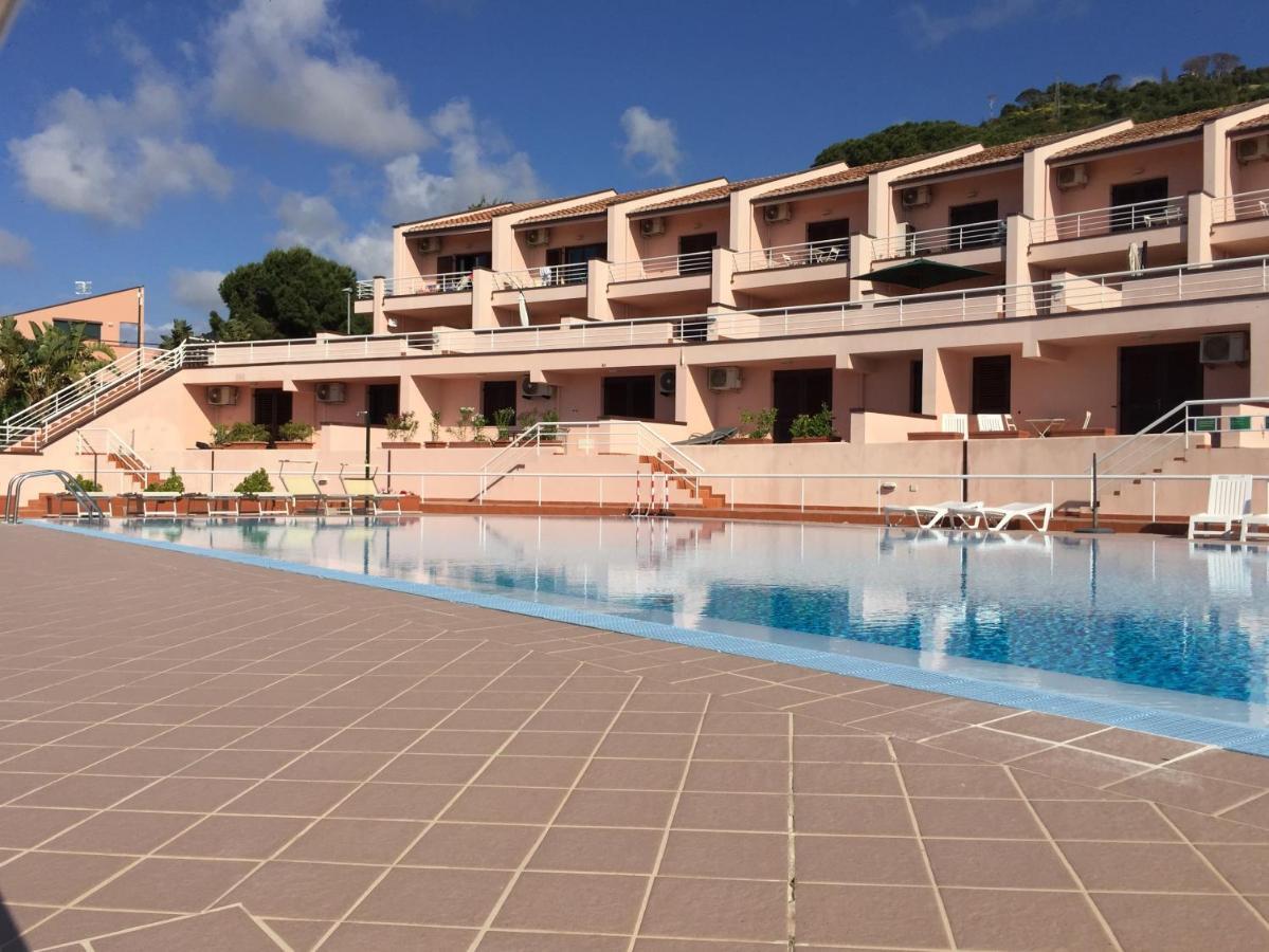 Appartement La Dimora Delle Begonie à Cefalù Extérieur photo