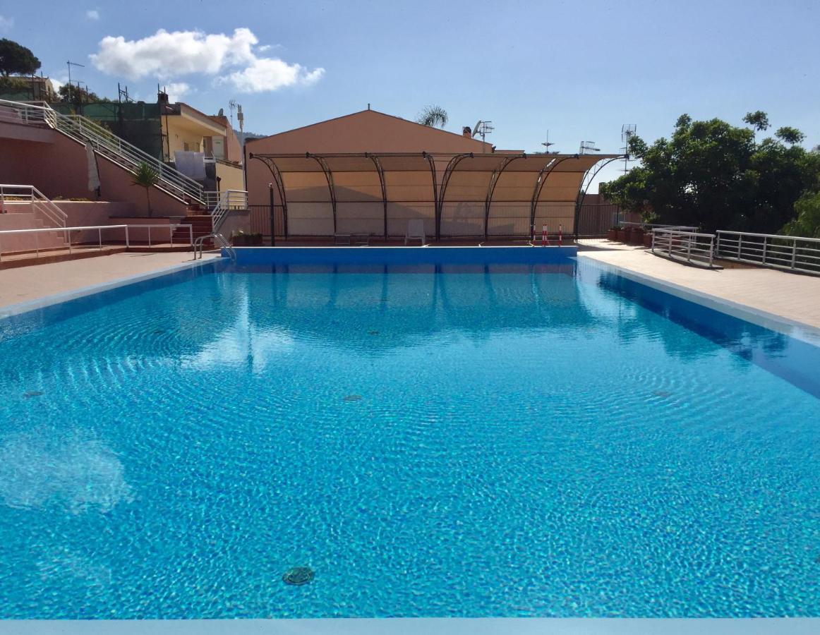 Appartement La Dimora Delle Begonie à Cefalù Extérieur photo