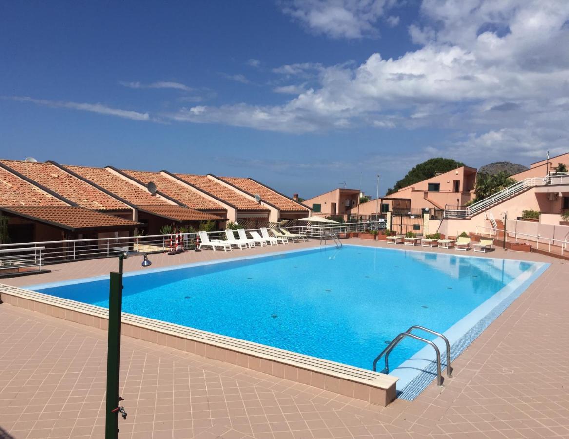 Appartement La Dimora Delle Begonie à Cefalù Extérieur photo